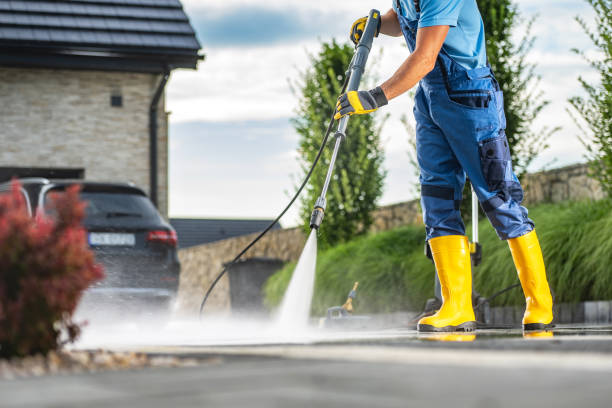 Best Parking Lot and Garage Cleaning  in Chester, IL